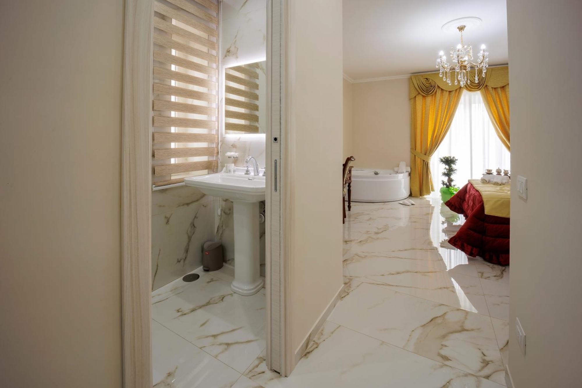 Reddimus Naples