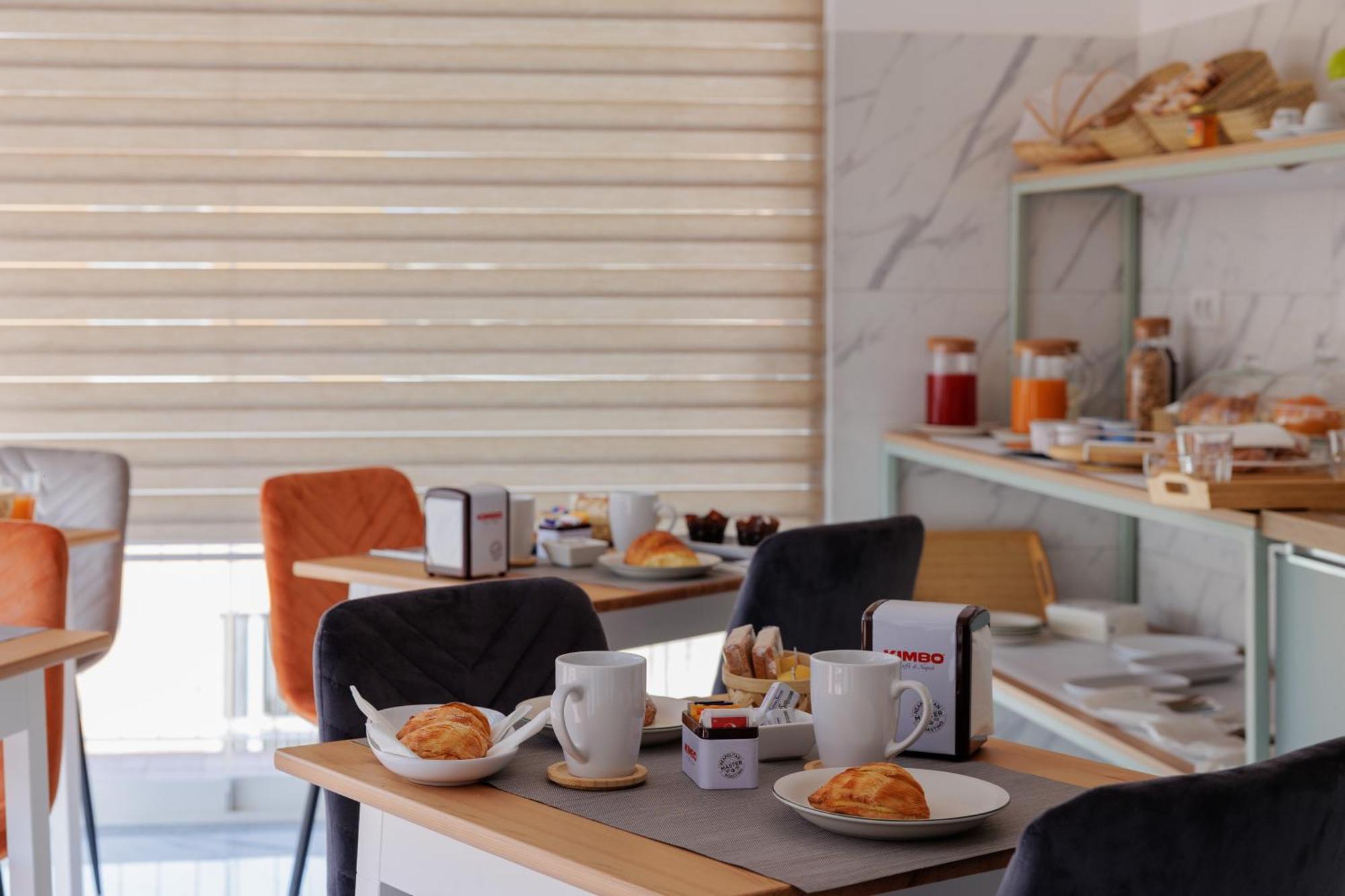 Reddimus Naples